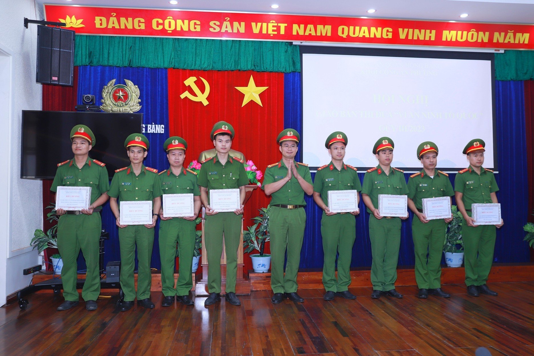 Công an quận Hồng Bàng: Giao ban phong trào thi đua “Vì ANTQ” khối Công an phường – Qúy 3 năm 2023